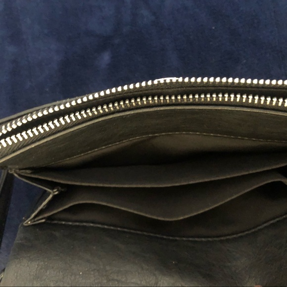 Aldo Black Crossbody Purse - Picture 5 of 7